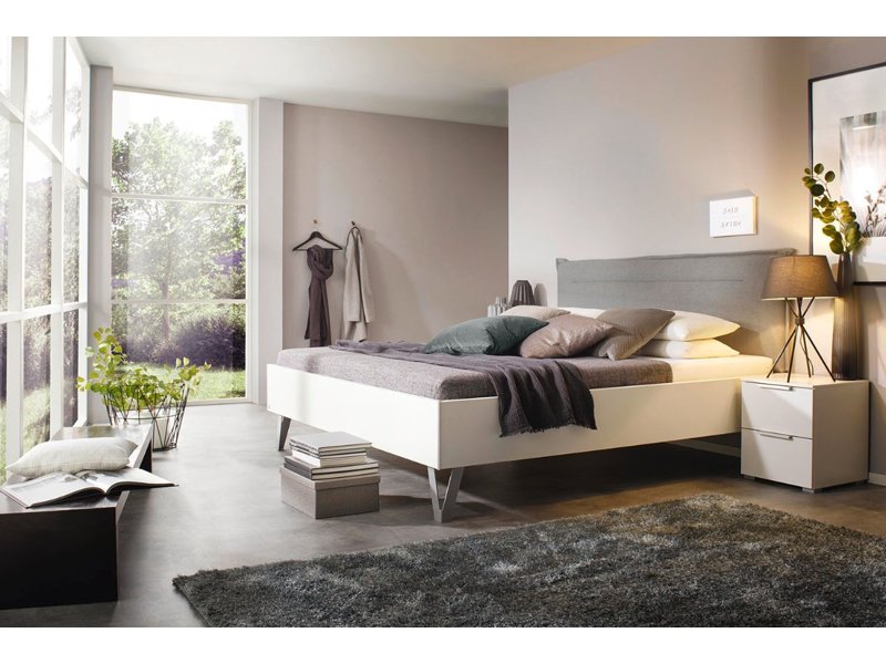 Royal Memphis tweepersoonsbed alpine wit met grijs hoofdbord en zilveren V-poten