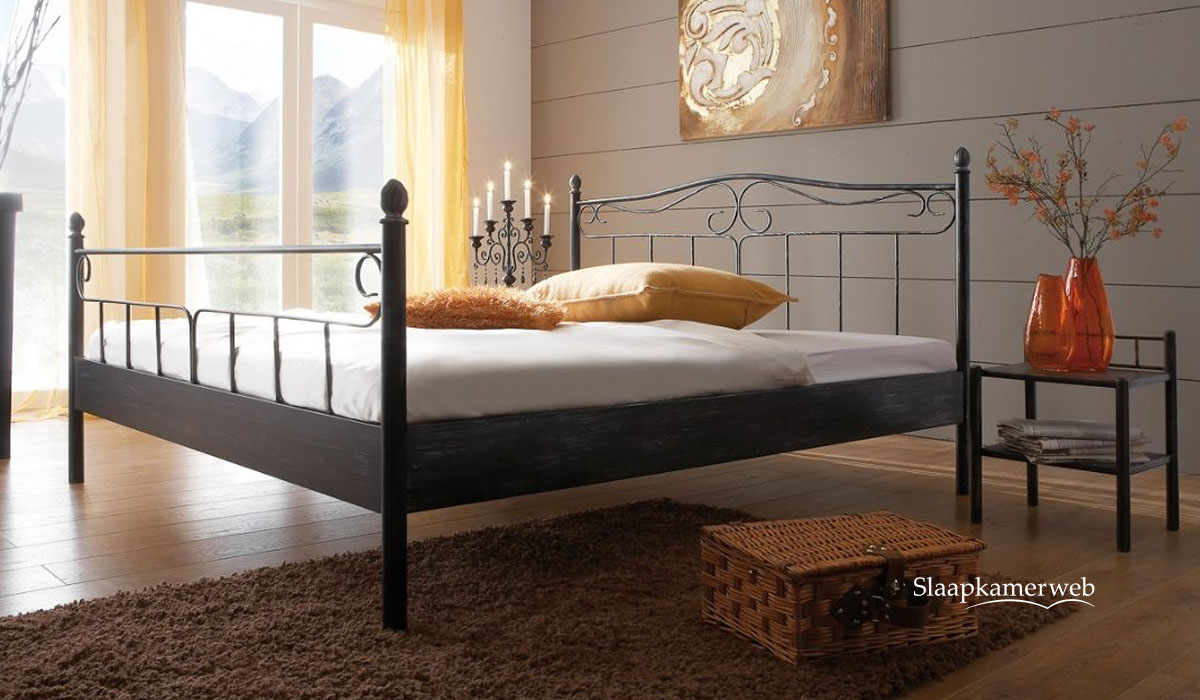 Teken een foto minimum mooi Metalen bed 160x200 cm » vanaf 309 euro!