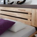 Detail hoofdbord houten bed Teun kern beuken geolied