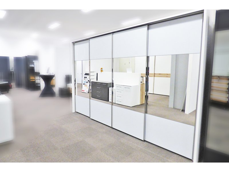 Showroommodel Premium Mirror zweefdeurkast 223x360cm