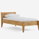 Bed op comforthoogte in wild eiken kleur