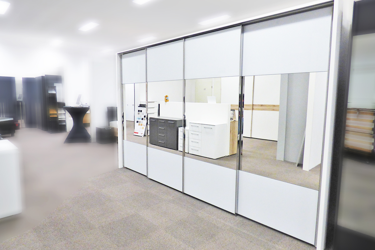 Showroommodel Premium Mirror zweefdeurkast 223x360cm