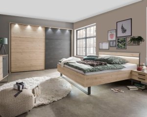 Voorbeeld slaapkamer Industrial met kast, bed en commode