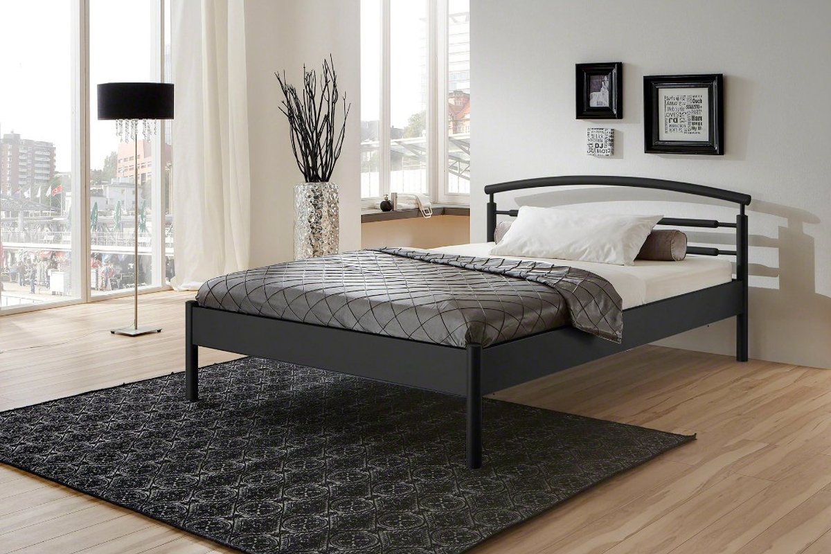 Bed Julia