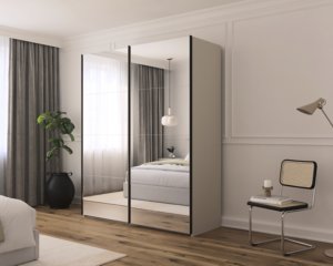 Spiegelkast met zweefdeuren