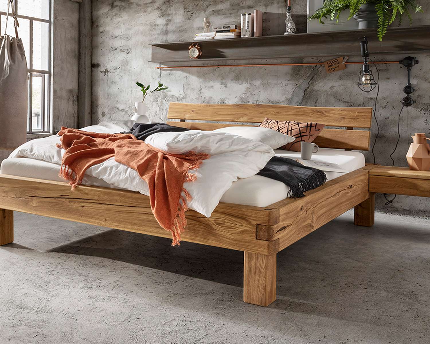 Robuust houten balkenbed Jefferson