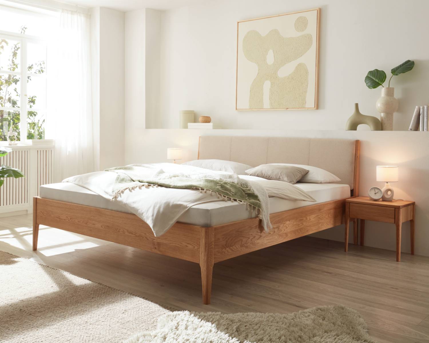 Metaalvrij houten bed Monterey