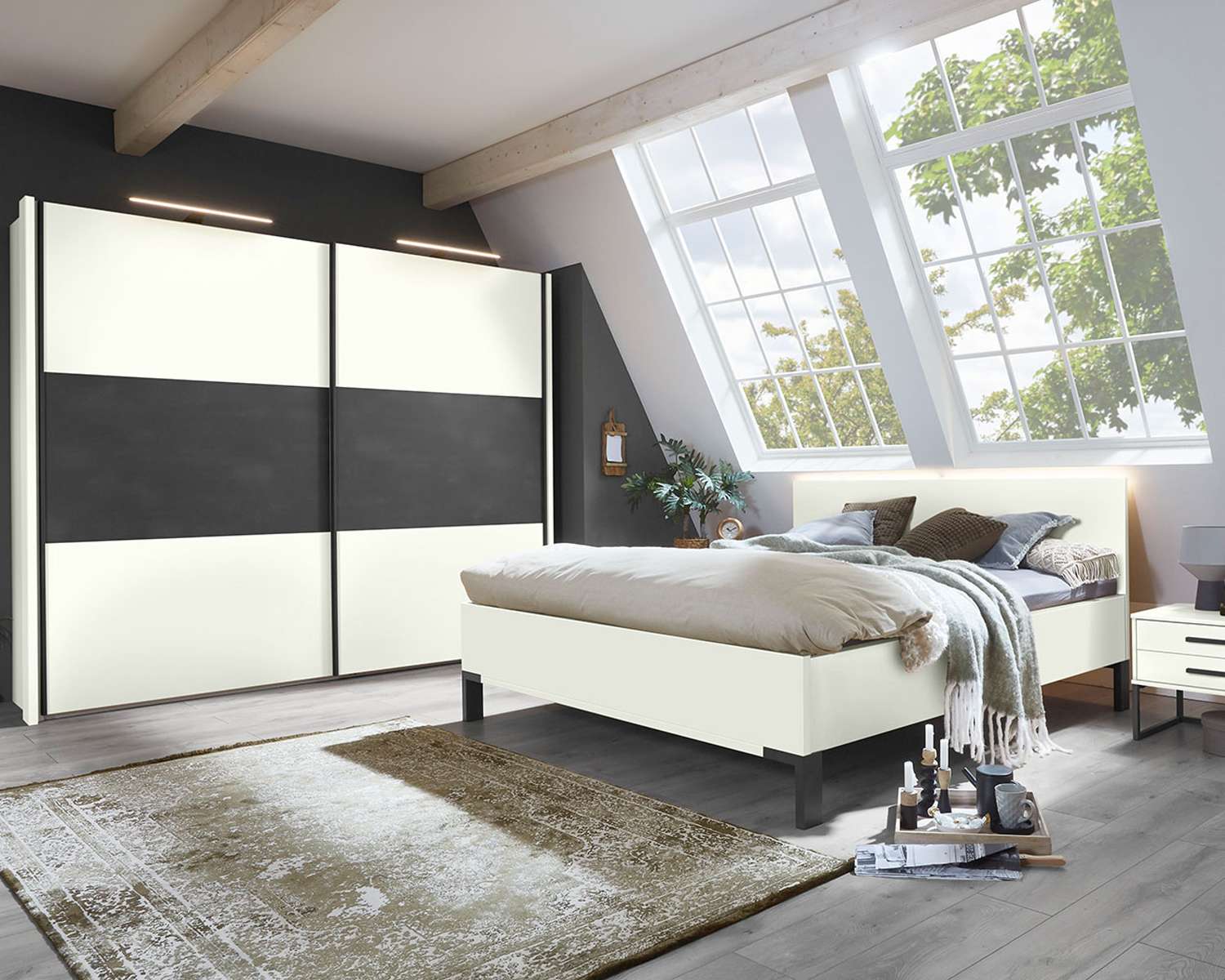 Tweepersoonsbed Comfort Urbanmet kast roomwit Tweepersoonsbed Comfort Urbanmet kast roomwit