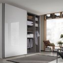 Royal Line met hoogglans witte deuren open