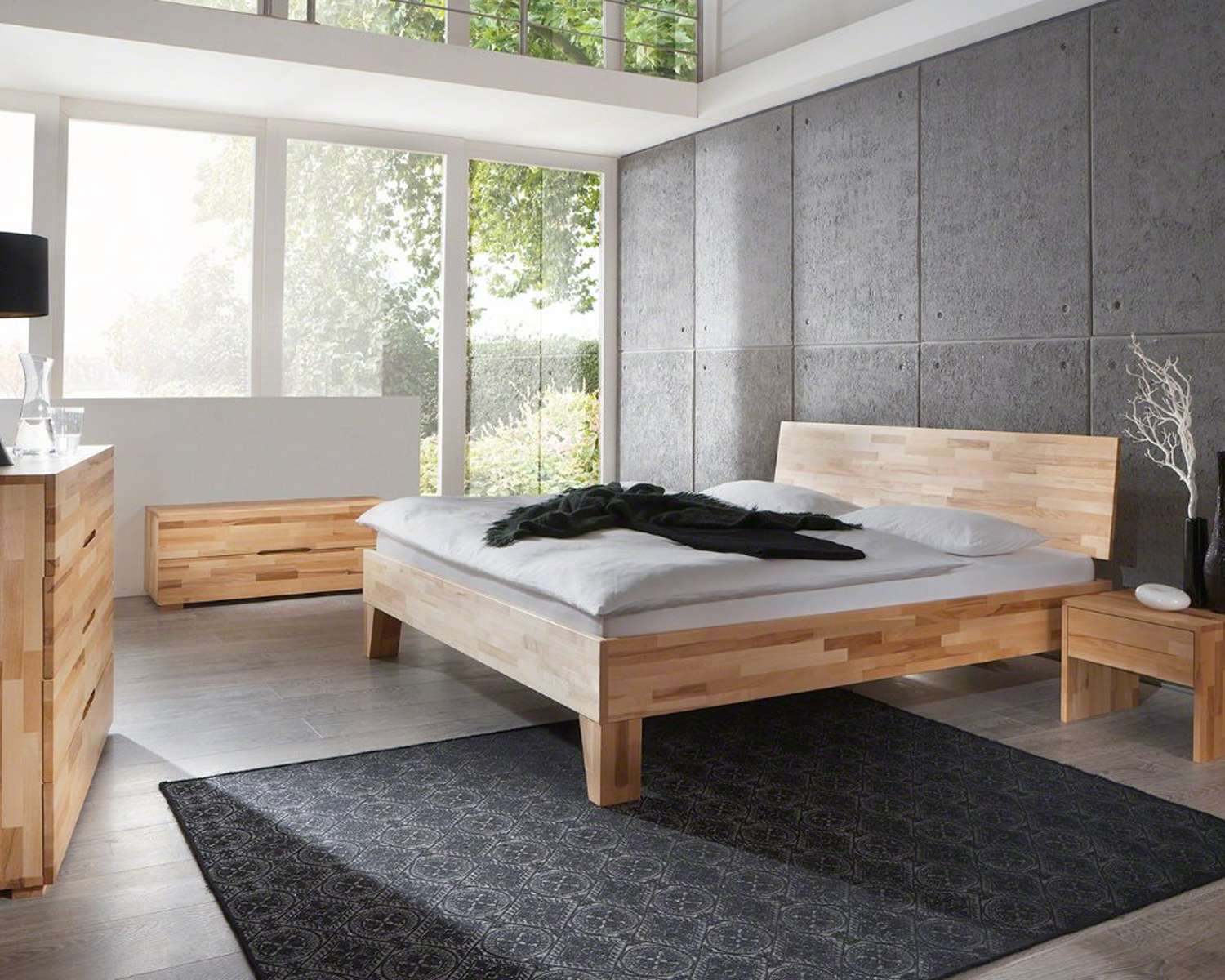 Houten bed Tim kern beuken geolied met schuine poten