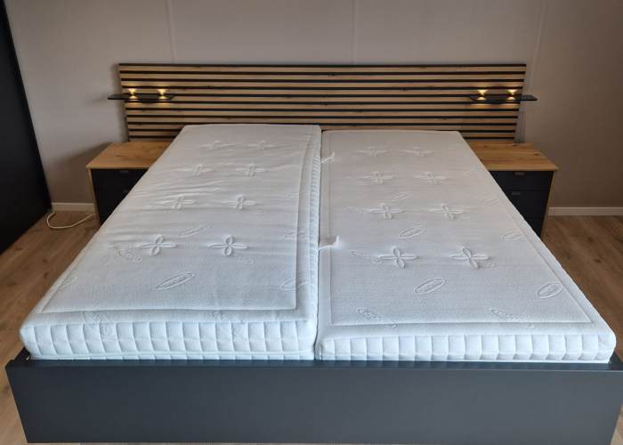 Medium en soepel koudschuim matras opruiming 80x200