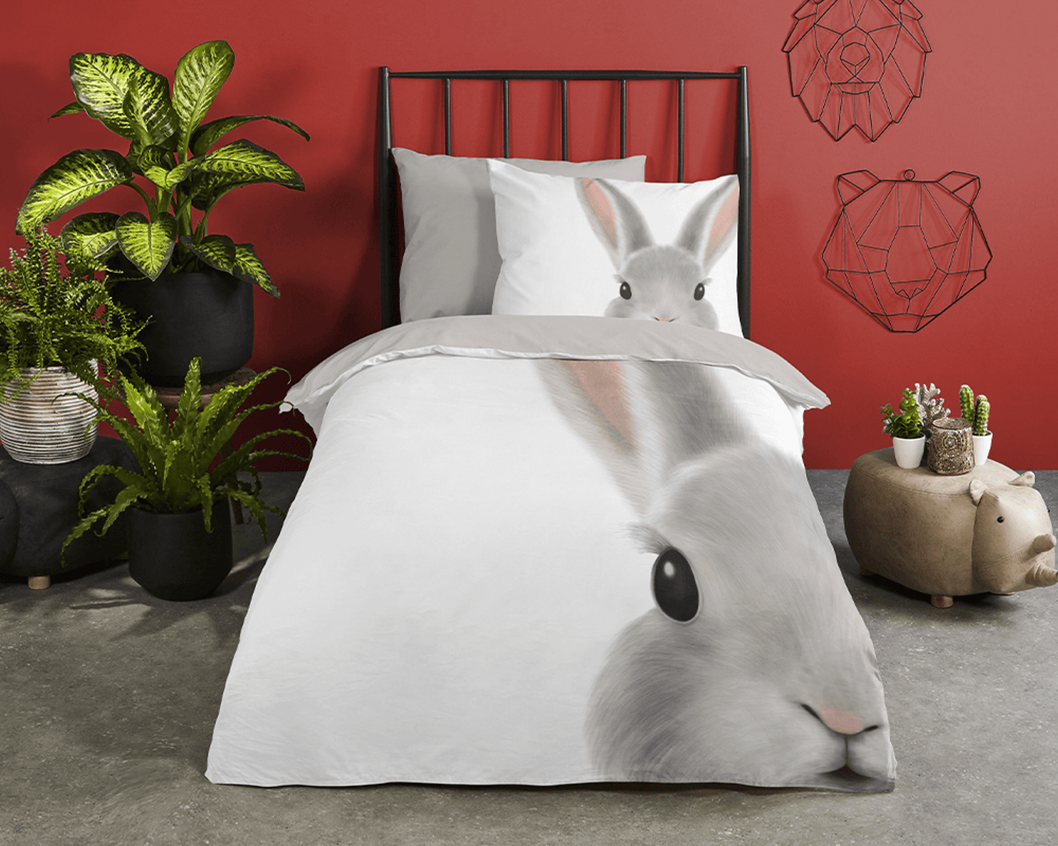 Kinder dekbedovertrek paarden en madeliefjes op bed Kinder dekbedovertrek paarden en madeliefjes op bed