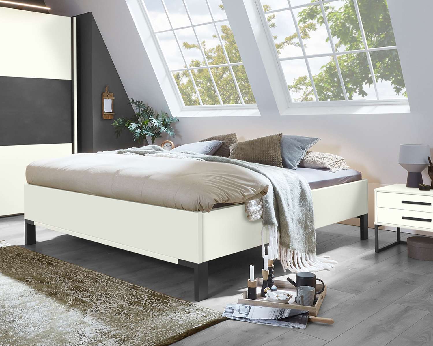 Tweepersoonsbed Comfort Minimal zonder hoofdbord roomwit