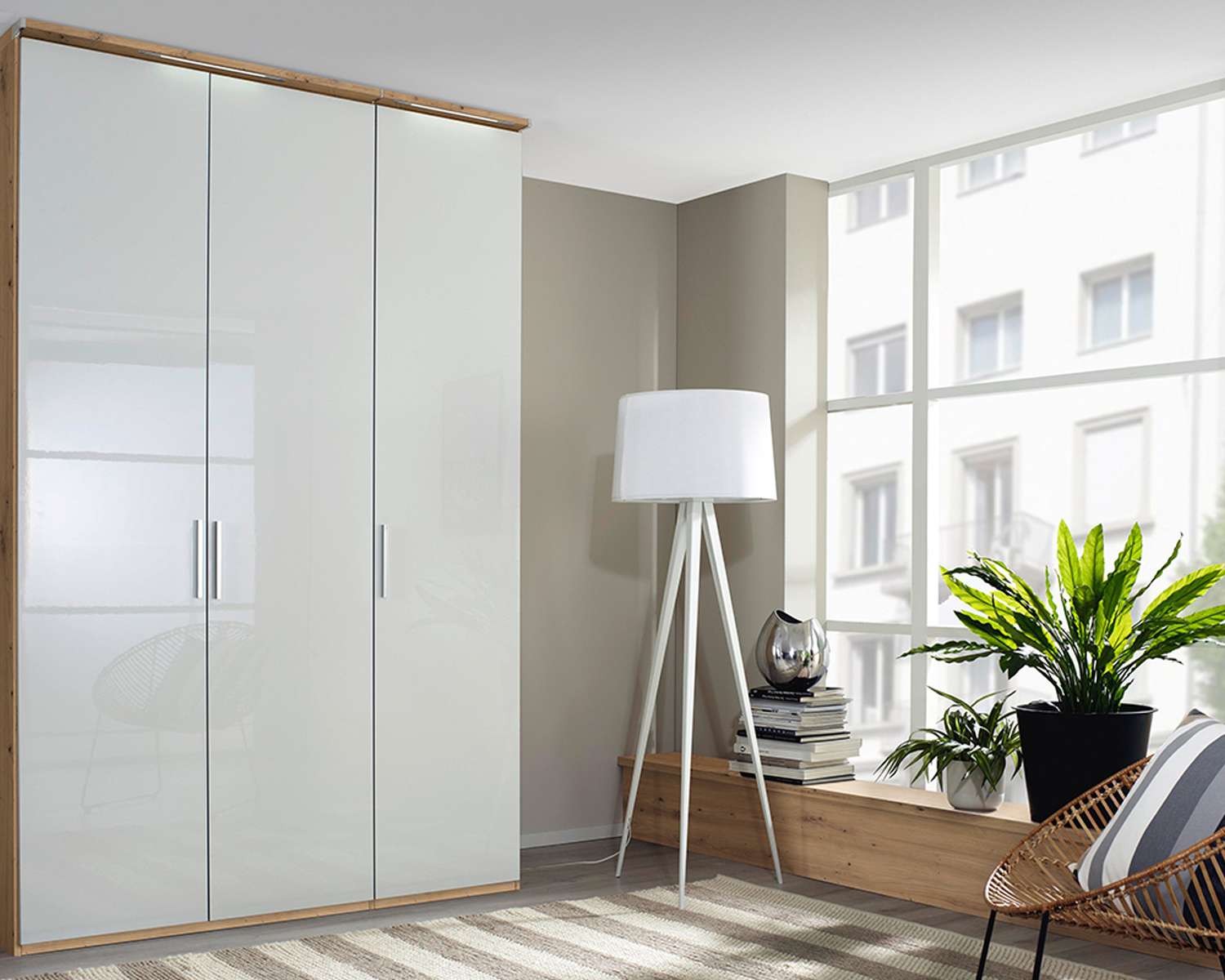 Draaideurkast Royal Modern artisan eiken 3drs hoogglans Draaideurkast Royal Modern artisan eiken 3drs hoogglans