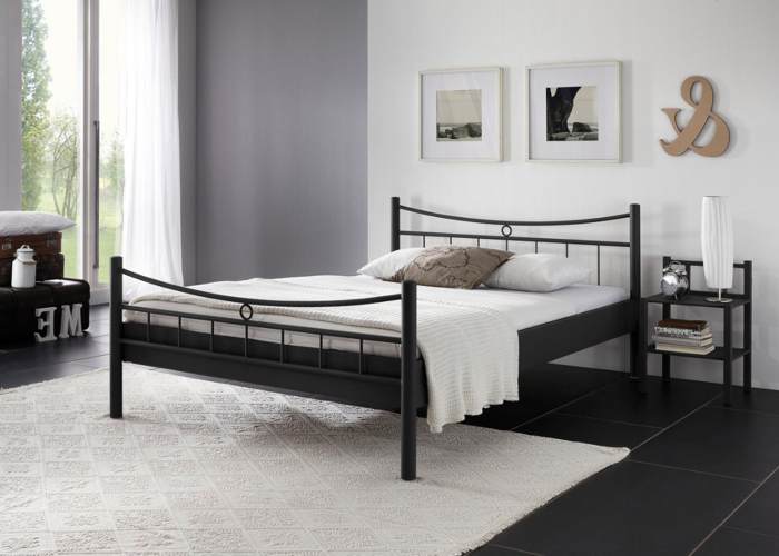 Metalen tweepersoons bed Saskia mat zwart