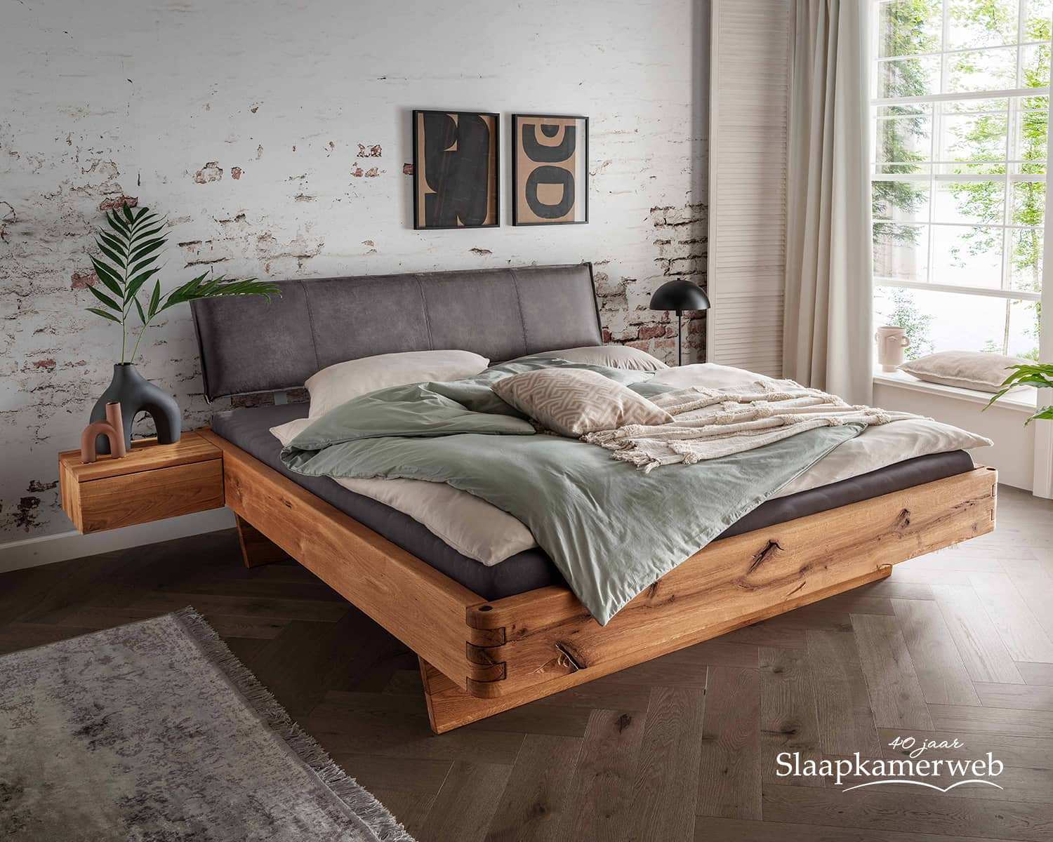 Eiken bed zonder lade Eiken bed zonder lade