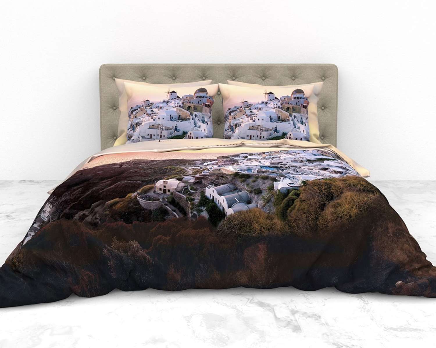 Dekbedovertrek Mykonos op bed kant 2 Dekbedovertrek Mykonos op bed kant 2