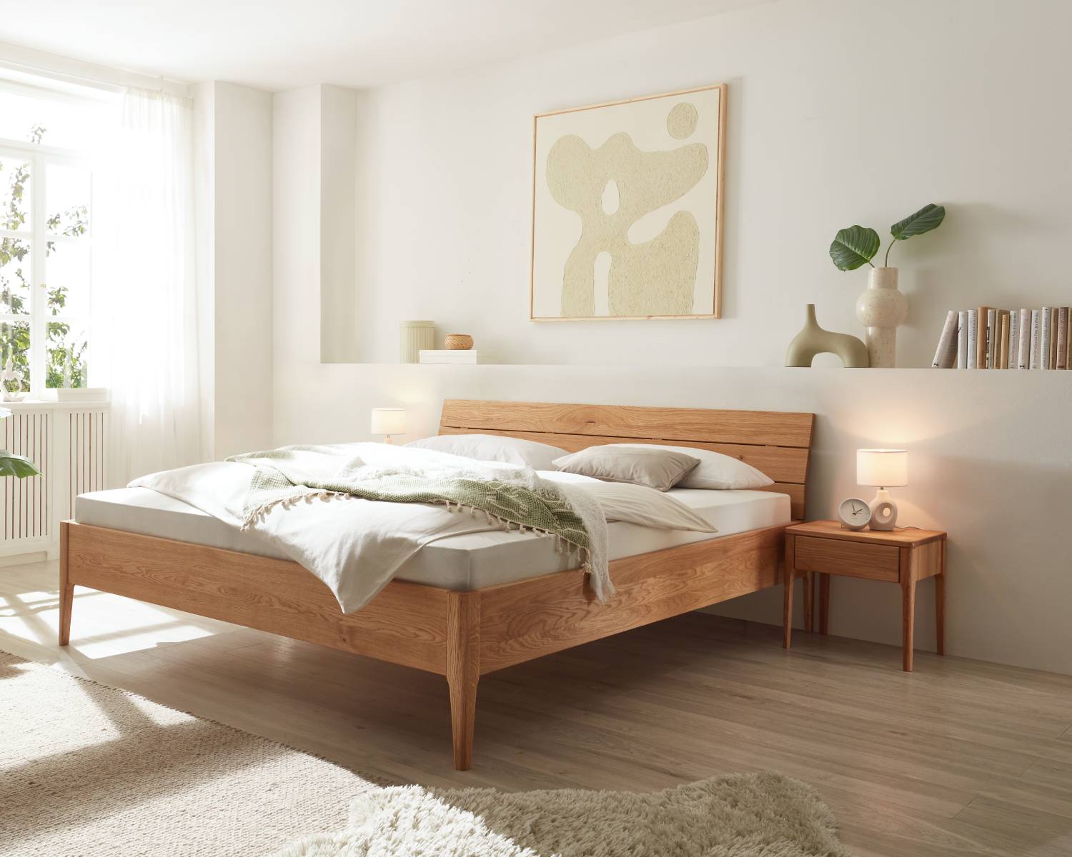 Metaalvrij houten bed Sienna met houten hoofdbord Metaalvrij houten bed Sienna met houten hoofdbord