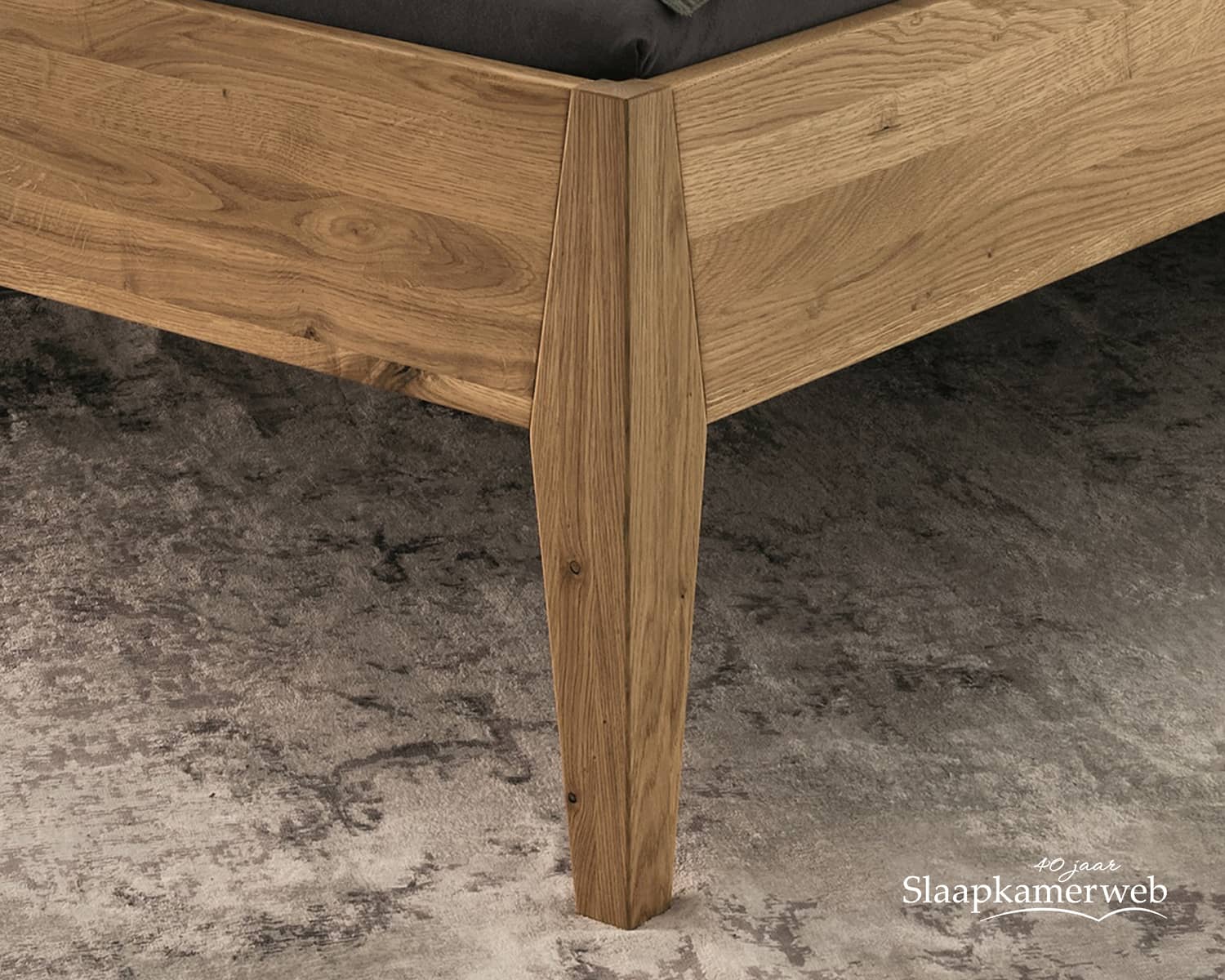 Wild eiken bed landelijk poot 160x200 Wild eiken bed landelijk poot 160x200