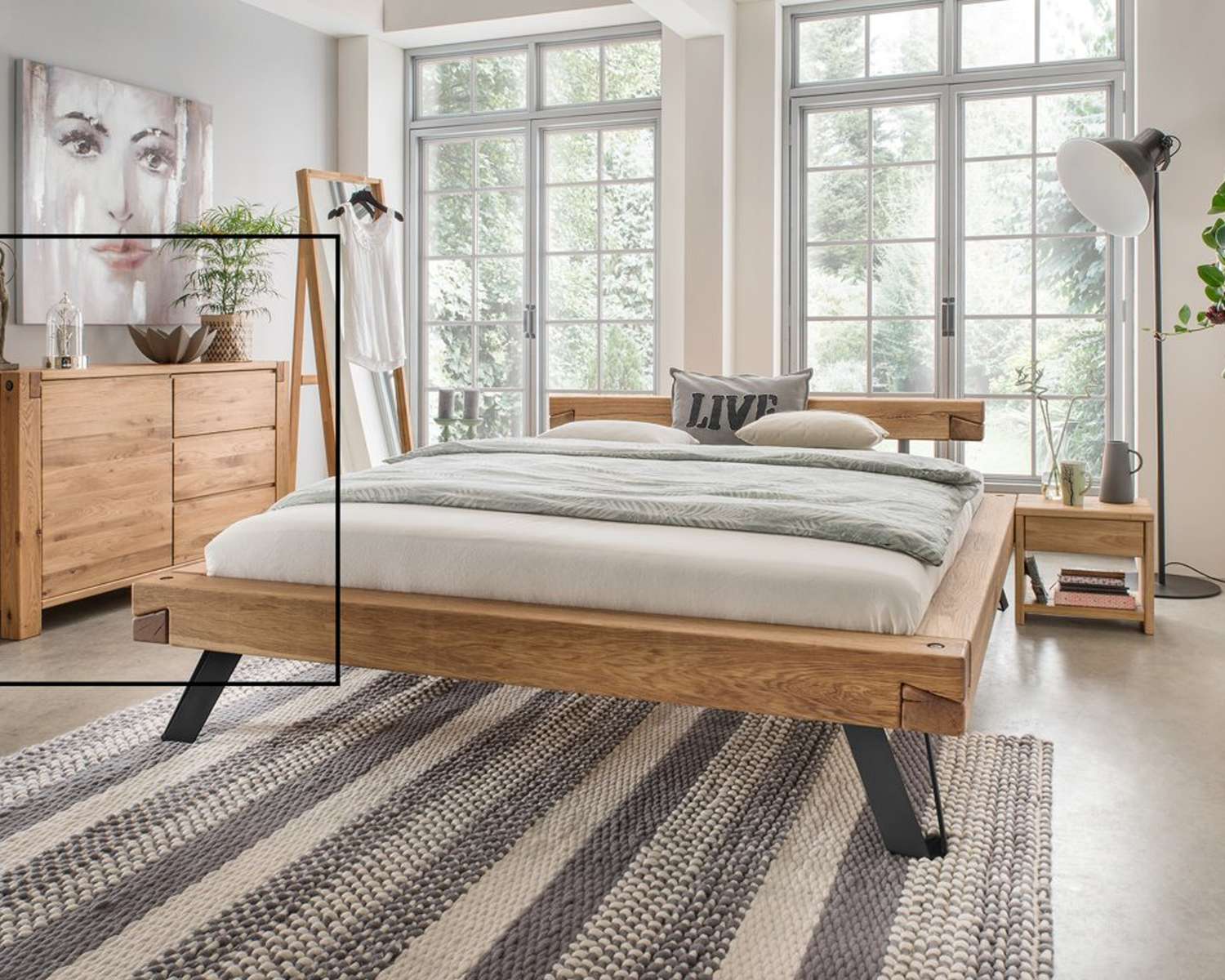 Massief houten slaapkamer met combicommode