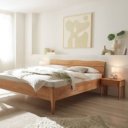 Massief eiken houten bed met boomstam hoofdbord