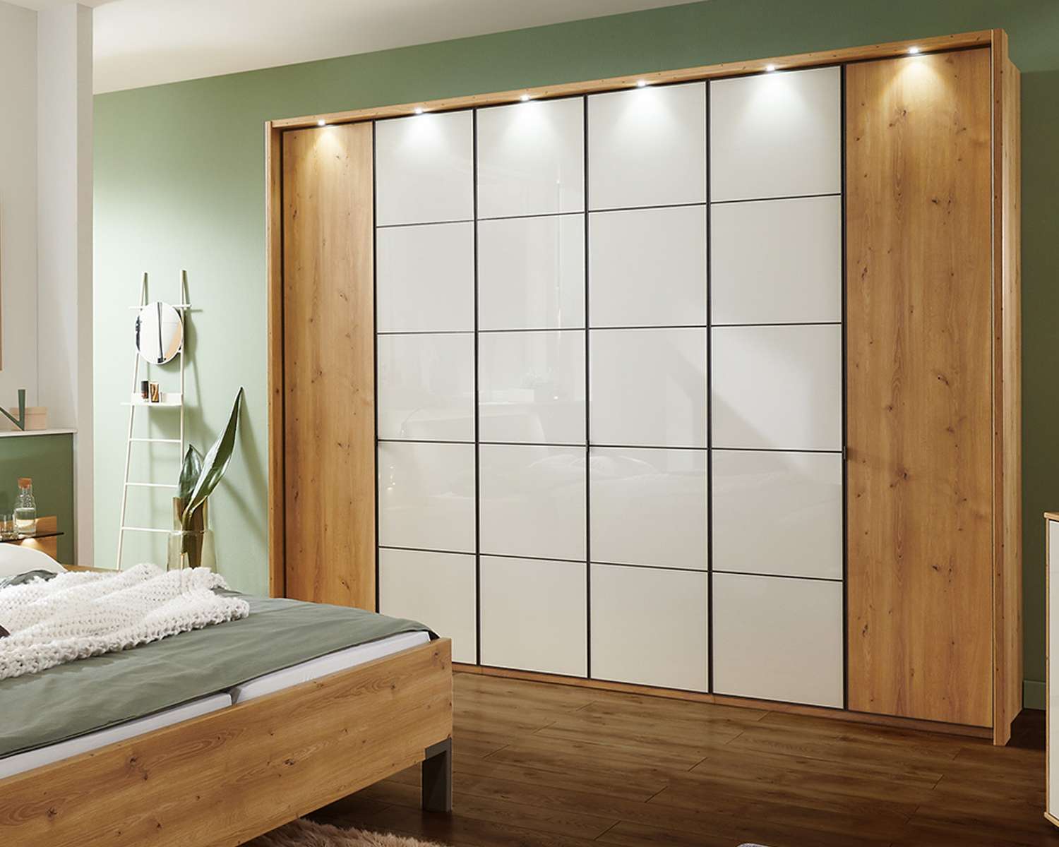 Draaideurkast Elegance Square eiken met spot verlichting Draaideurkast Elegance Square eiken met spot verlichting