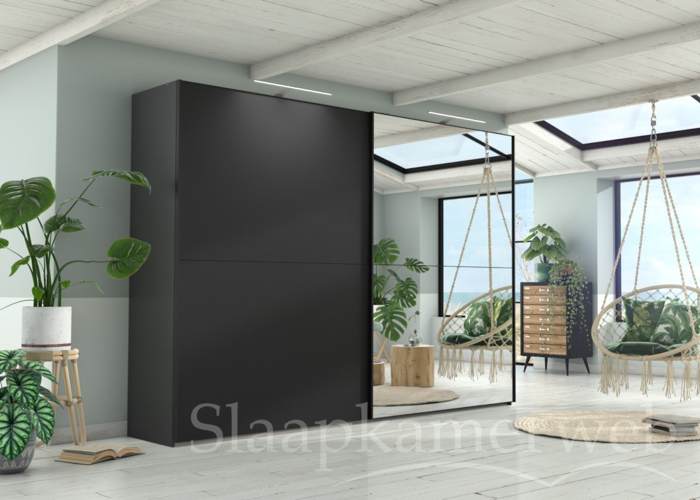 Luxe bijna zwarte kledingkast (kleur antraciet)
