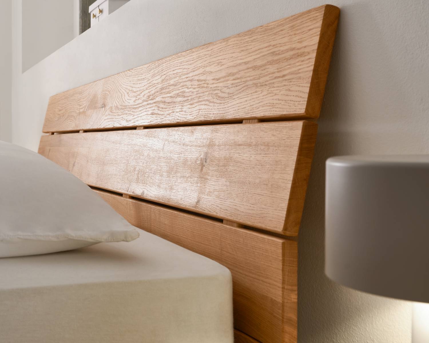 Detail recht massief houten bed Sienna Detail recht massief houten bed Sienna