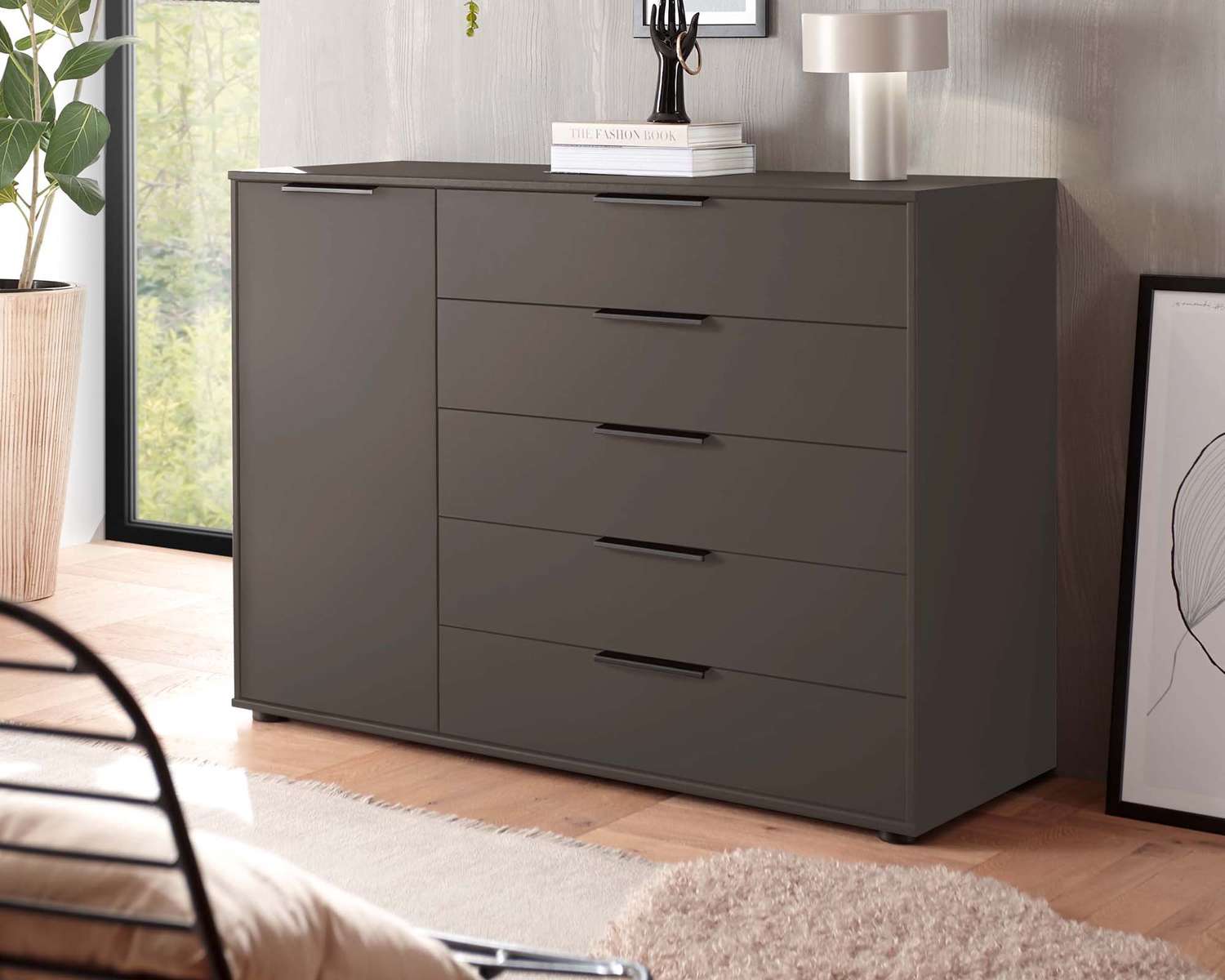 Commode Royal bruingrijs Commode Royal bruingrijs