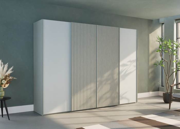 Luxe kledingkast 300cm breed in de opruiming