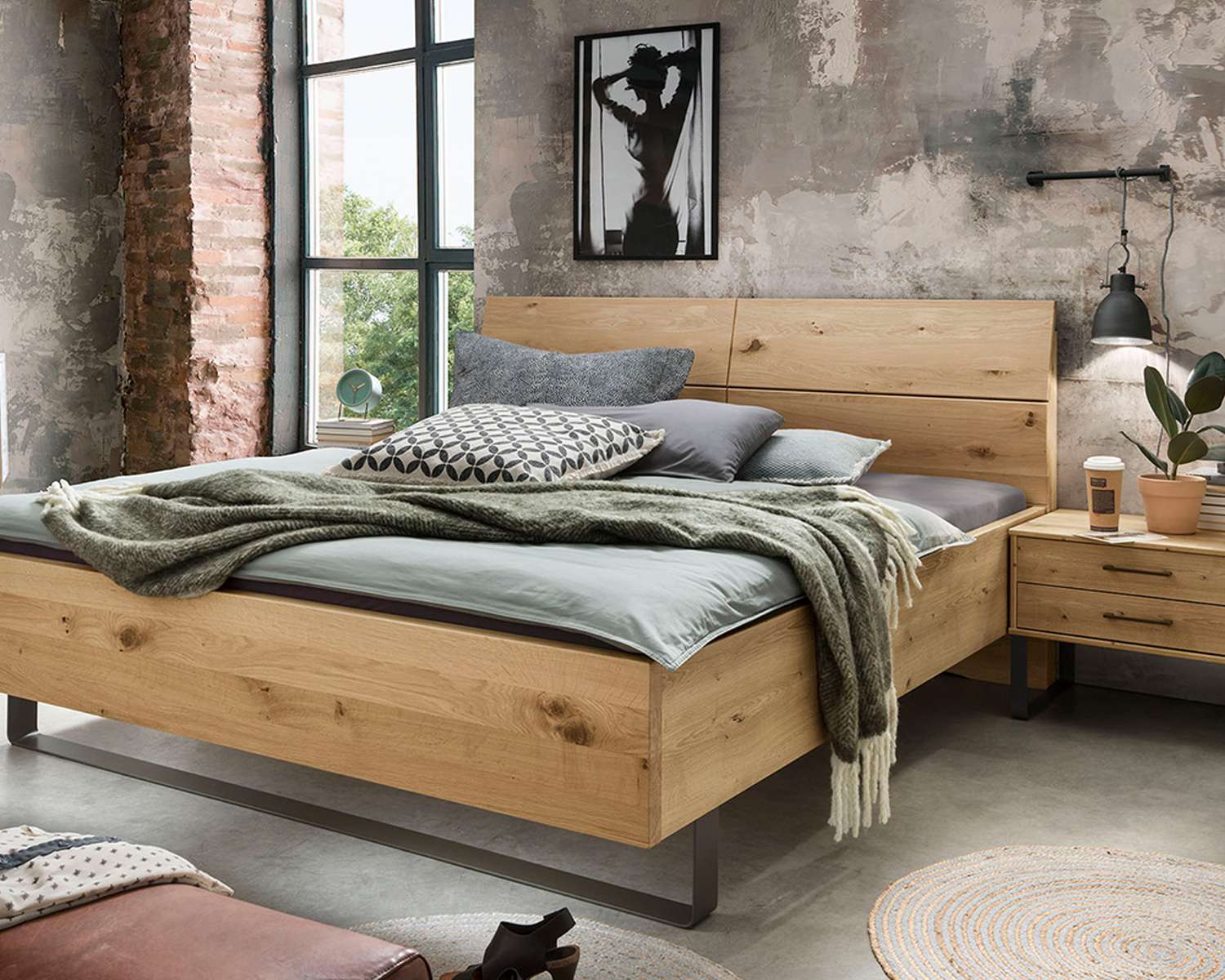 Austin deels massief houten bed