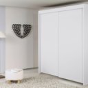 Witte kast met schuifdeuren