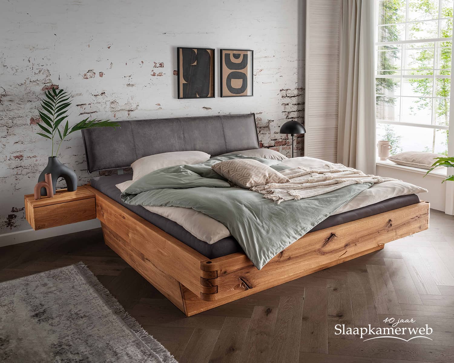 Massief eiken bed lade dicht Massief eiken bed lade dicht