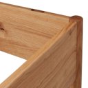 Detail hoofdeind houten bed Como